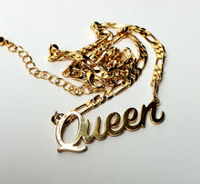 Load image into Gallery viewer, LINK CHAIN QUEEN INITIAL MESSAGE METAL NECKLACE EARRING SET
